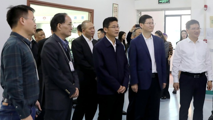 湖南省人民政府副省長、黨組成員曹志強 蒞臨炬神電子調(diào)研